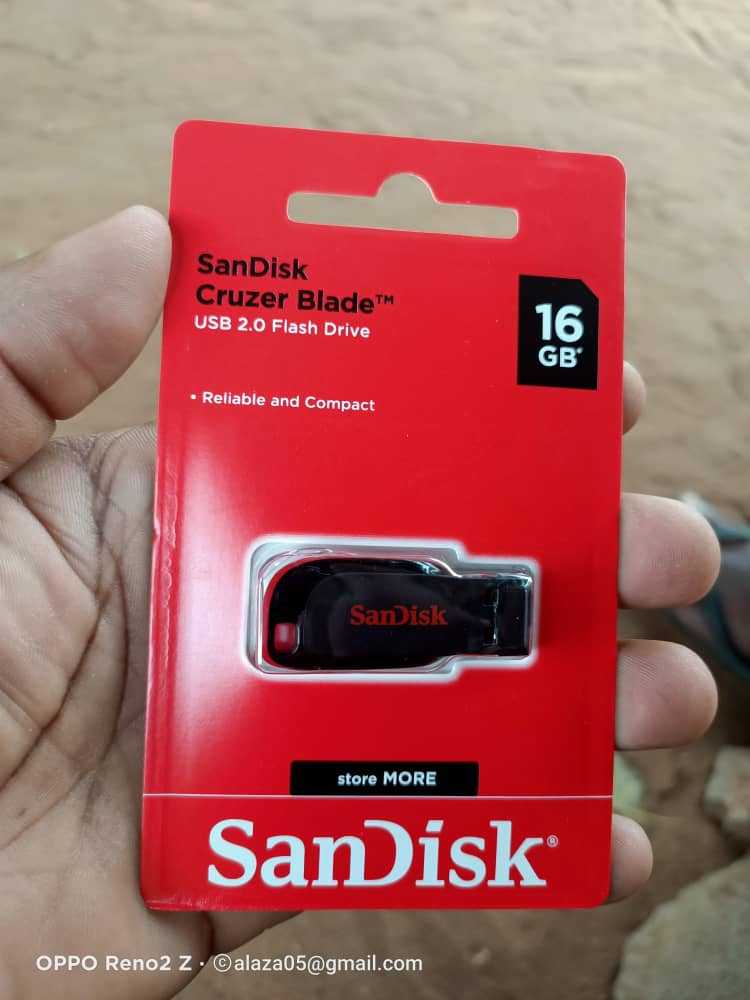 CLÉ USB ORIGINAL 16GB